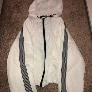 garage windbreaker